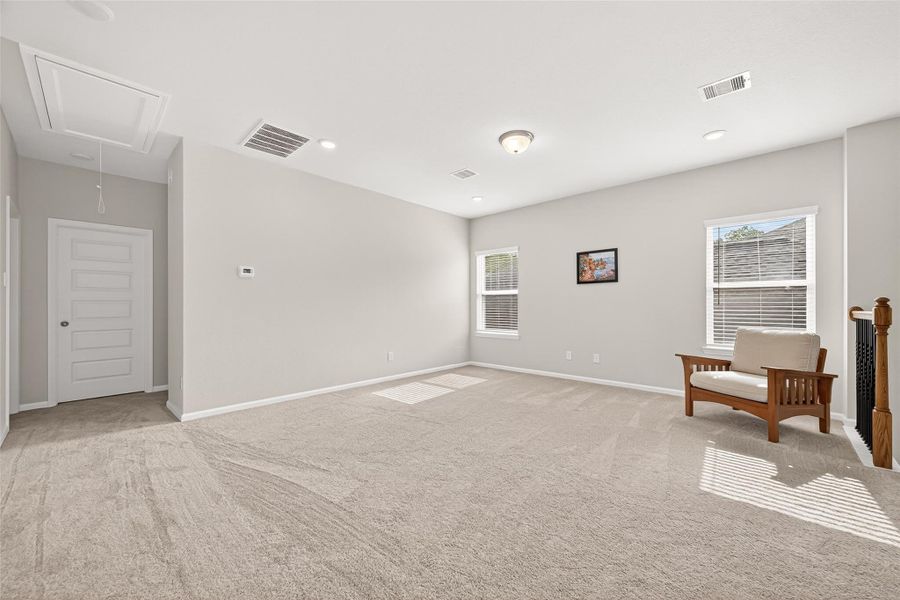 Spacious, unfurnished interior of a new home in Mill Creek Trails, Magnolia (Image 23).