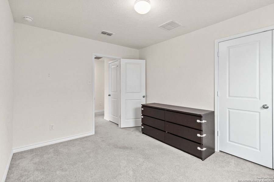 Spacious, unfurnished interior of a new home in , New Braunfels (Image 20).