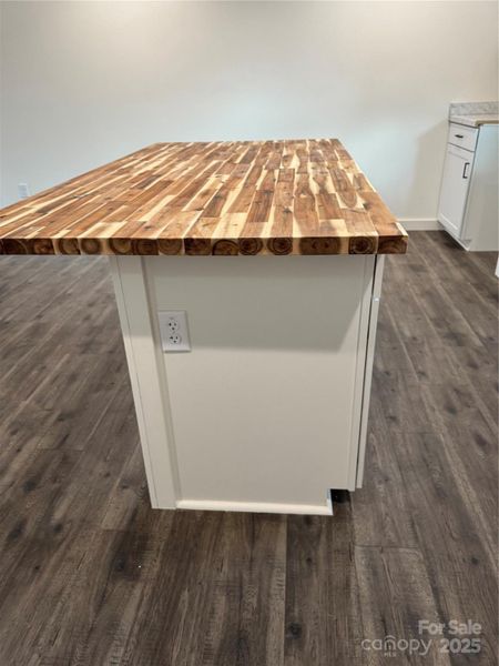 Image 14 of a home in .