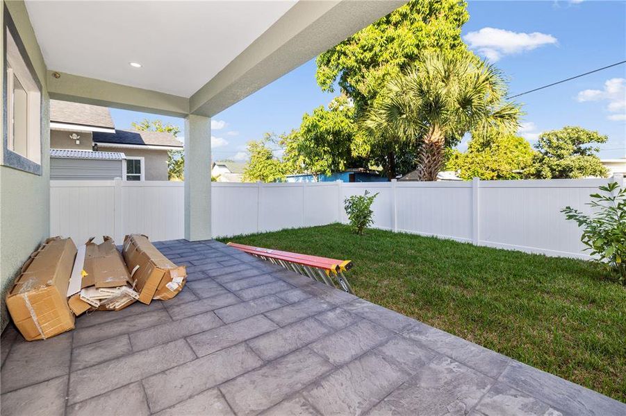 Exterior details and patio area of a home in , Tampa (Image 35).