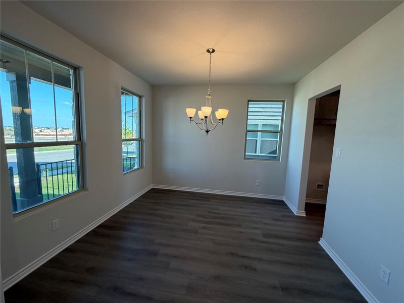 Spacious, unfurnished interior of a new home in Lariat, Liberty Hill (Image 20).