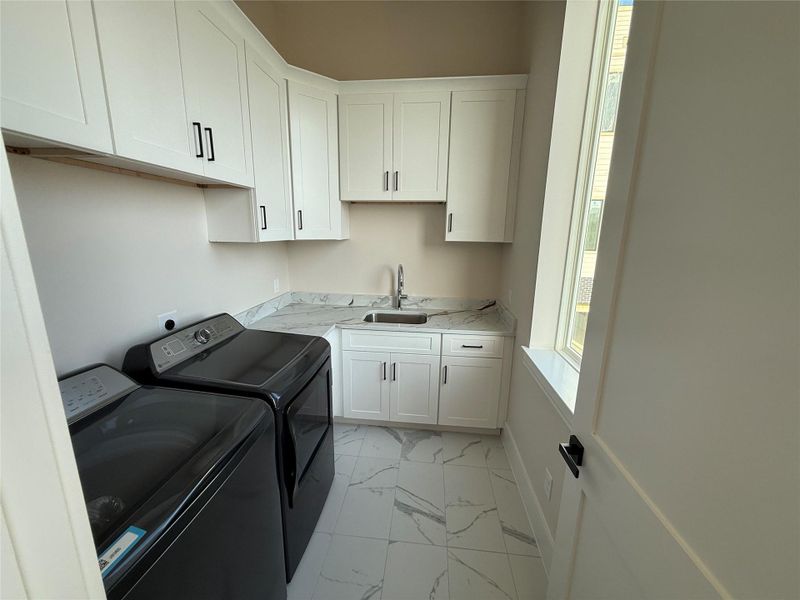 Image 41 of a home in .