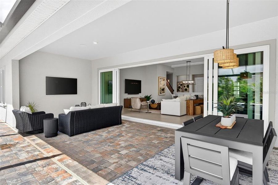 Exterior details and patio area of a home in , Venice (Image 3).