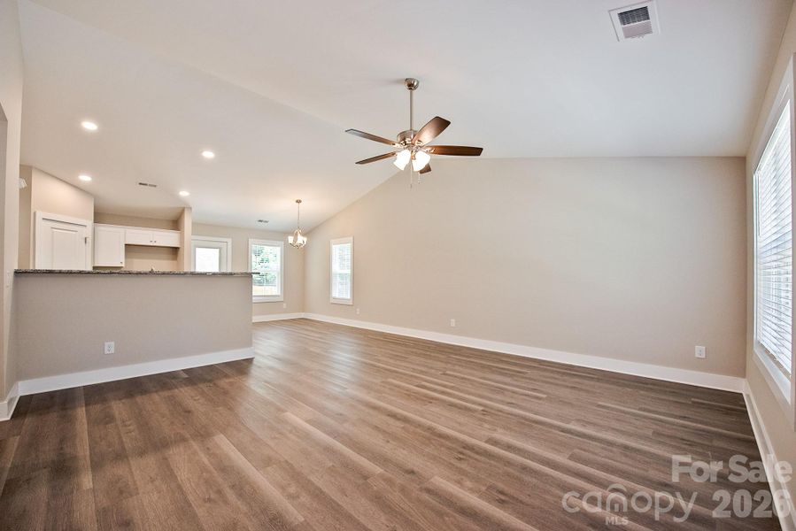 Spacious, unfurnished interior of a new home in , Kannapolis (Image 8).