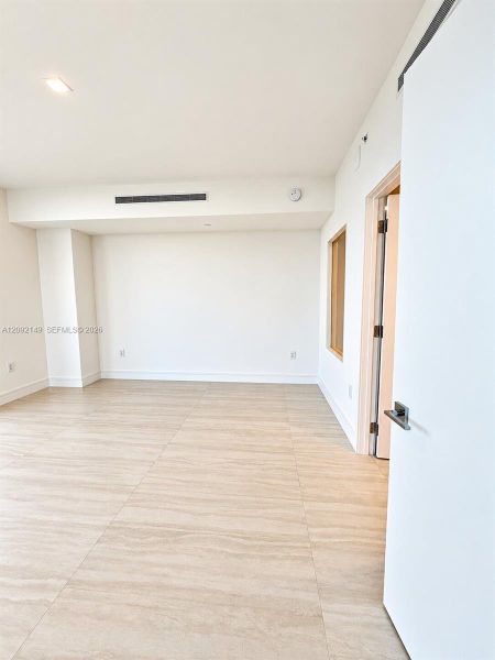 Spacious, unfurnished interior of a new home in , North Miami (Image 22).