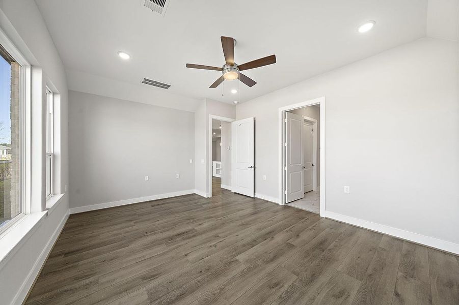 Representative unfurnished interior of a home built from the Dogwood by Caldwell Homes in The Highlands, Porter (Image 32). Representative unfurnished interior of a home built from the Dogwood by Caldwell Homes in The Highlands, Porter (Image 32).