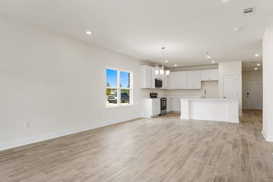 Spacious, unfurnished interior of a new home in Natureview, Freeport (Image 29). Spacious, unfurnished interior of a new home in Natureview, Freeport (Image 29).