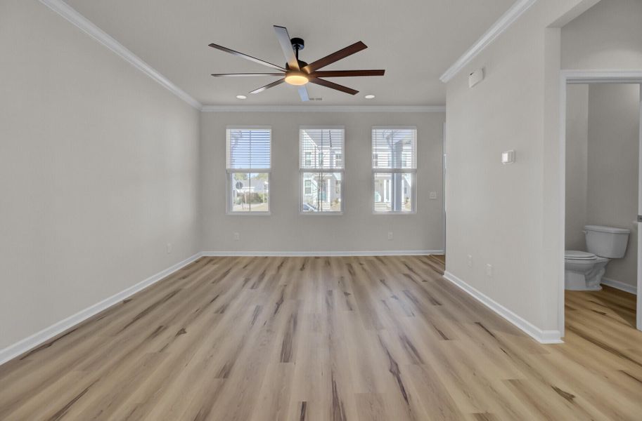 Spacious, unfurnished interior of a new home in , Summerville (Image 24).