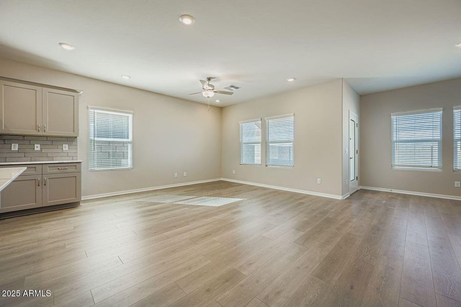 36814 W Santa Maria Street - Web Quality 36814 W Santa Maria Street - Web Quality