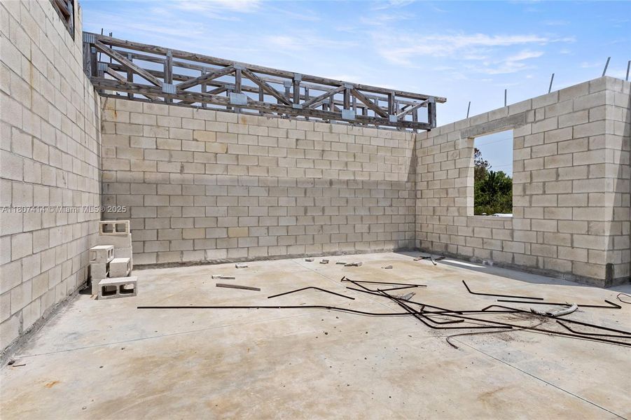 Image 38 of a home in .