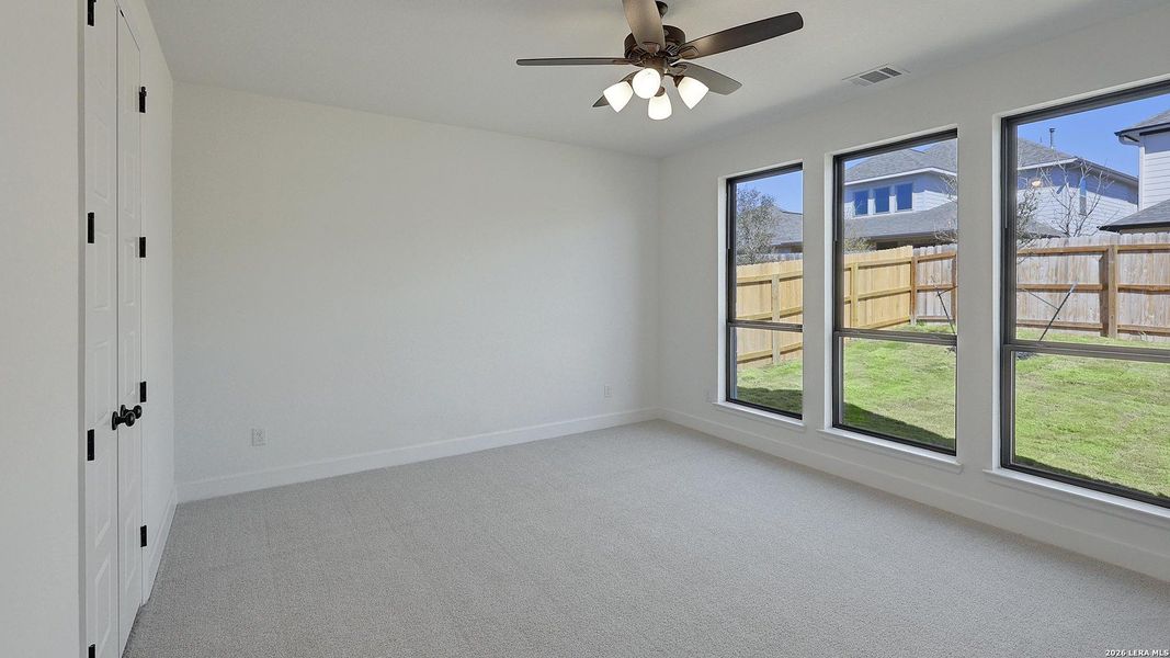 Spacious, unfurnished interior of a new home in Corley Farms, Boerne (Image 17).