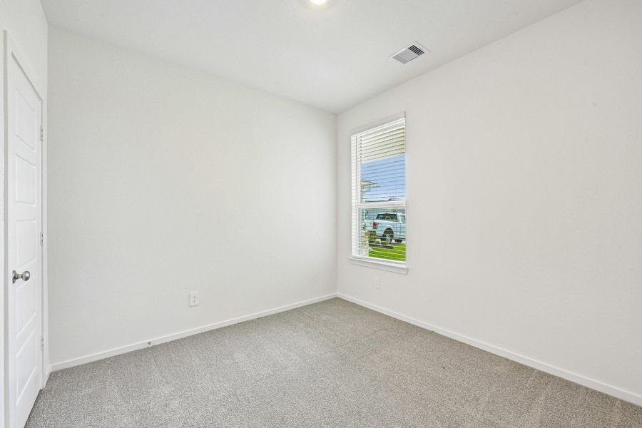 Spacious, unfurnished interior of a new home in Riviera Pines - Traditional Series, Huffman (Image 30).
