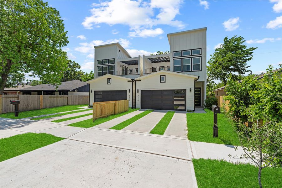 Front exterior of a new home in , Houston, TX, highlighting curb appeal (Image 25).