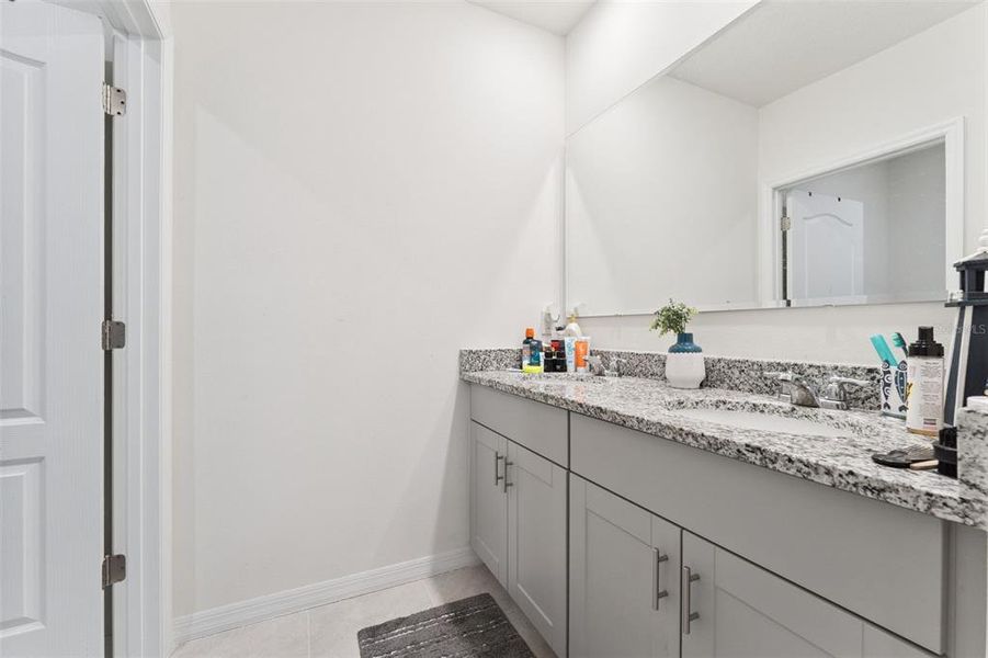 Furnished interior view inside a new home in Kindred, Kissimmee (Image 13).