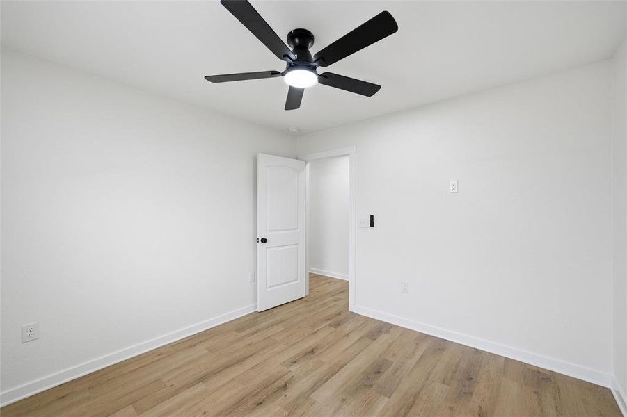 Spacious, unfurnished interior of a new home in , Waco (Image 13).