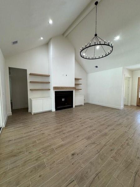 Spacious, unfurnished interior of a new home in , Splendora (Image 5).