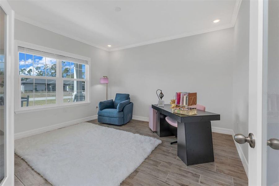 Furnished interior view inside a new home in , Punta Gorda (Image 19).