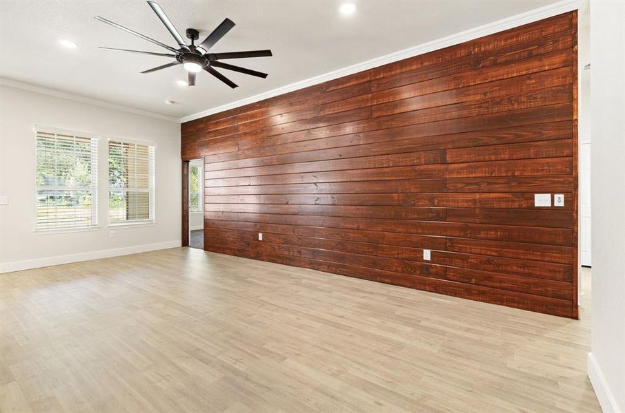 Spacious, unfurnished interior of a new home in , Bonham (Image 17).