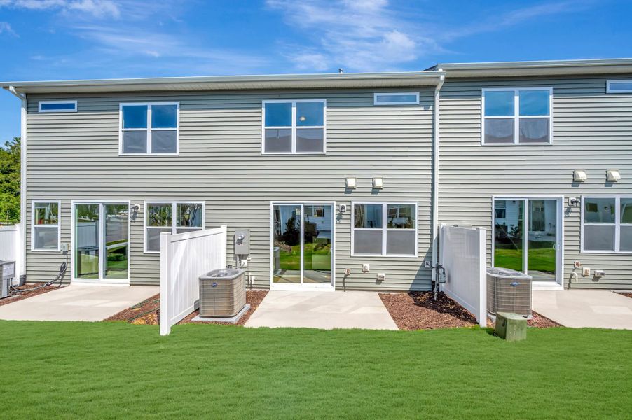 Exterior details and patio area of a home in Powell, Angier (Image 3).