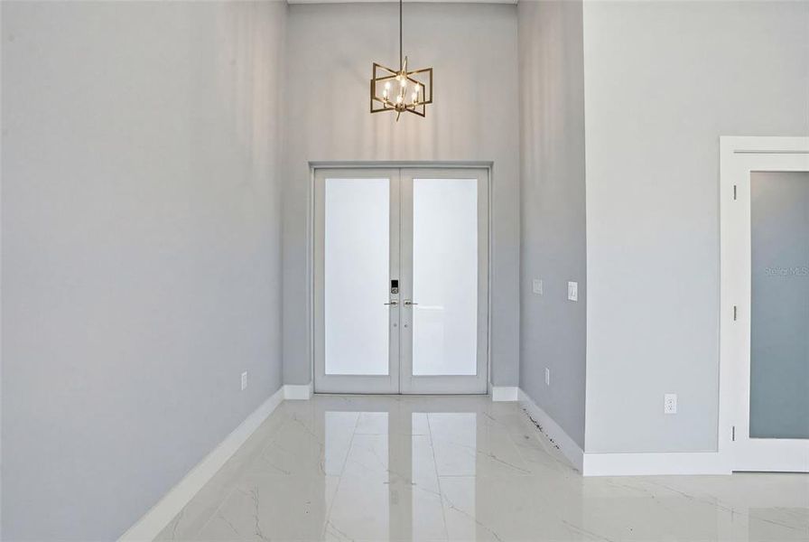 Spacious, unfurnished interior of a new home in , Lehigh Acres (Image 30).