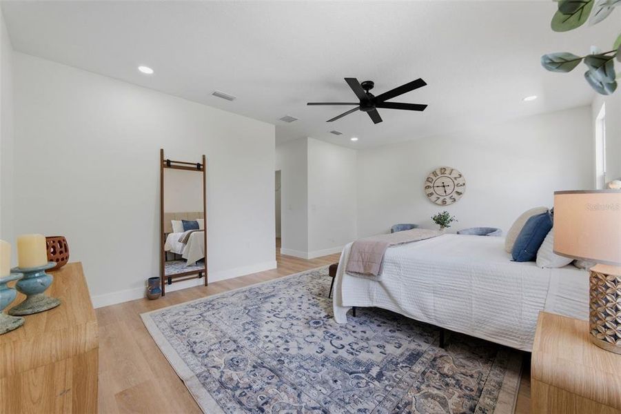 Furnished interior view inside a new home in , Tampa (Image 63).