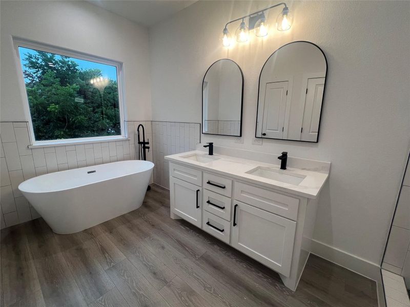 Image 15 of a home in .