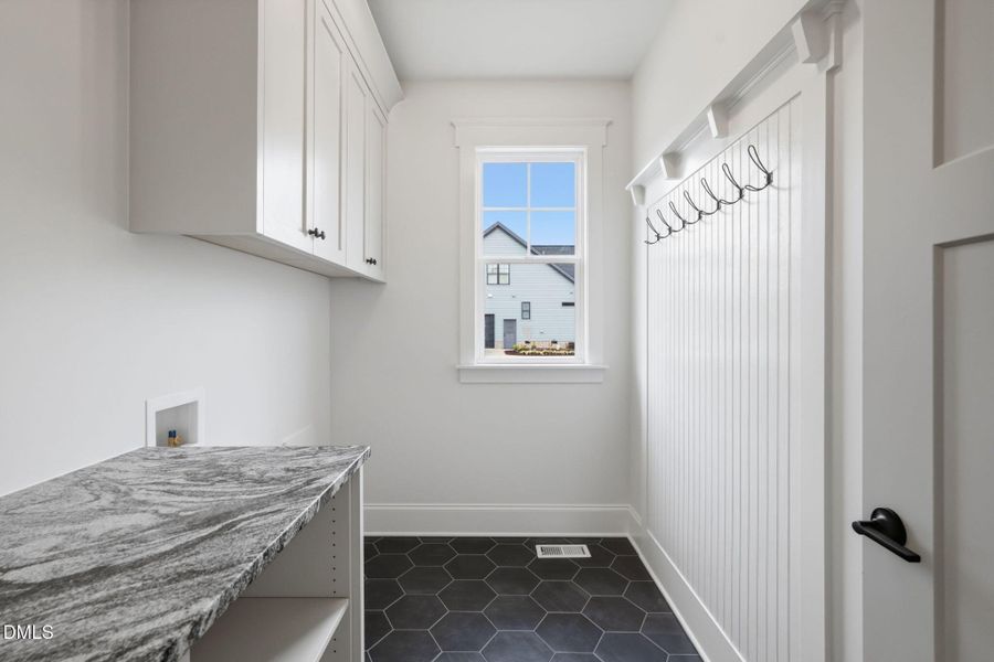 22-web-or-mls-22-web-or-mls-untitled-26 22-web-or-mls-22-web-or-mls-untitled-26