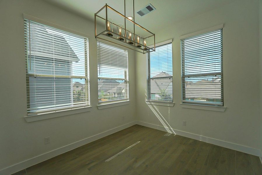 Image 34 of a home in .