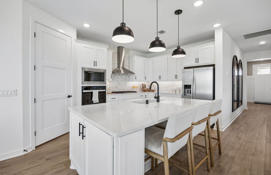 Representative furnished interior of a home built from the Mystique by Del Webb in Del Webb Sugar Land at Ryehill, Rosenberg (Image 13). Representative furnished interior of a home built from the Mystique by Del Webb in Del Webb Sugar Land at Ryehill, Rosenberg (Image 13).