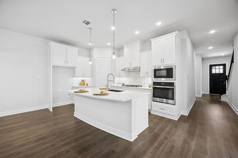 Furnished interior view inside a new home in The Retreat at Harvest, Argyle (Image 14). Furnished interior view inside a new home in The Retreat at Harvest, Argyle (Image 14).