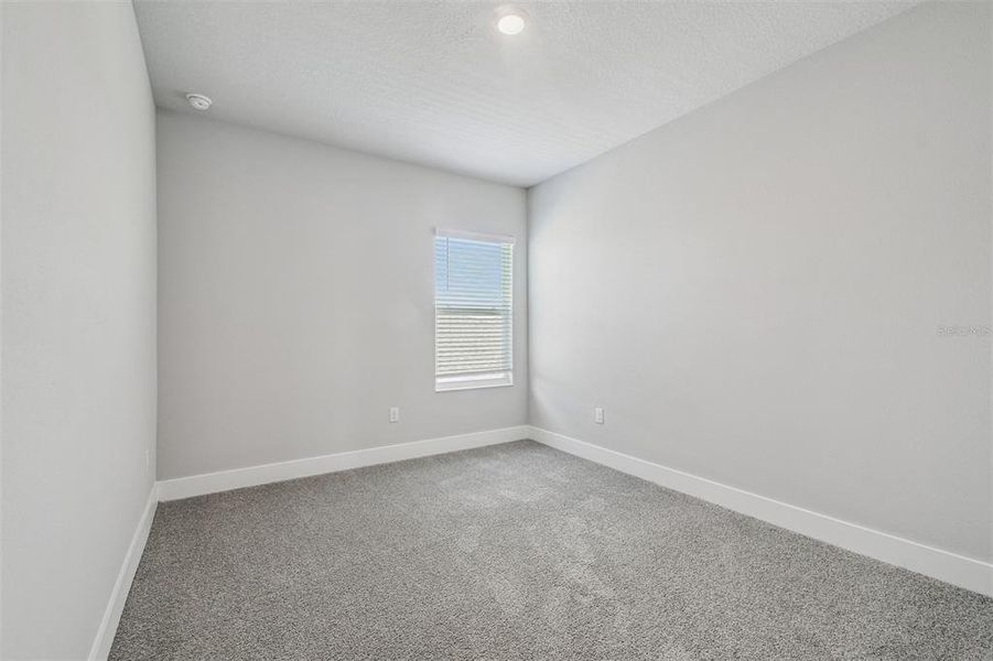 Spacious, unfurnished interior of a new home in The Peninsula at Rhodine Lake, Riverview (Image 30). Spacious, unfurnished interior of a new home in The Peninsula at Rhodine Lake, Riverview (Image 30).