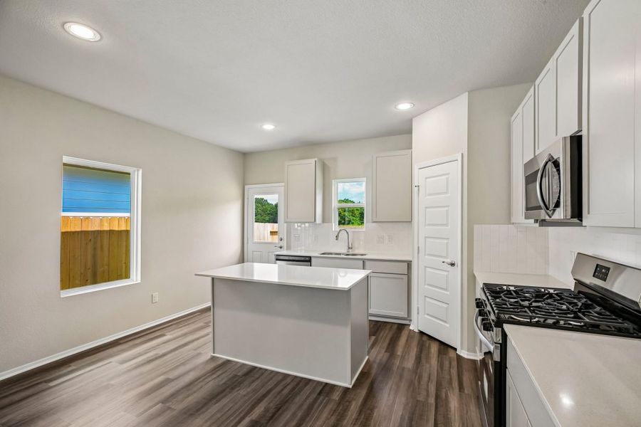 Furnished interior view inside a new home in Mustang Meadows, Waller (Image 8).