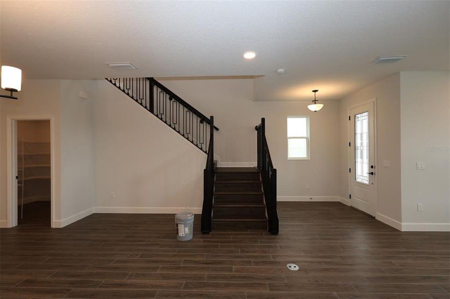 Spacious, unfurnished interior of a new home in Lake Star at Ovation, Winter Garden (Image 31).