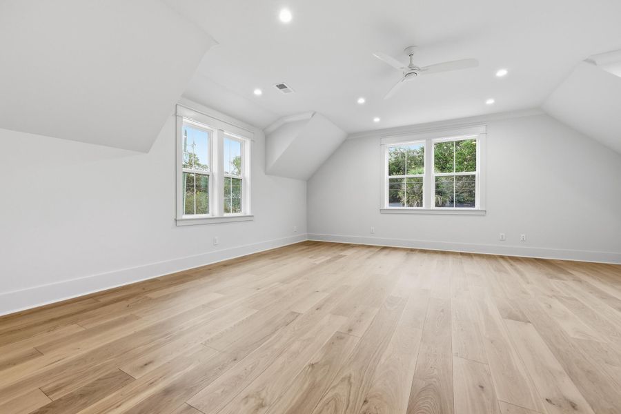 Spacious, unfurnished interior of a new home in , Mount Pleasant (Image 65).