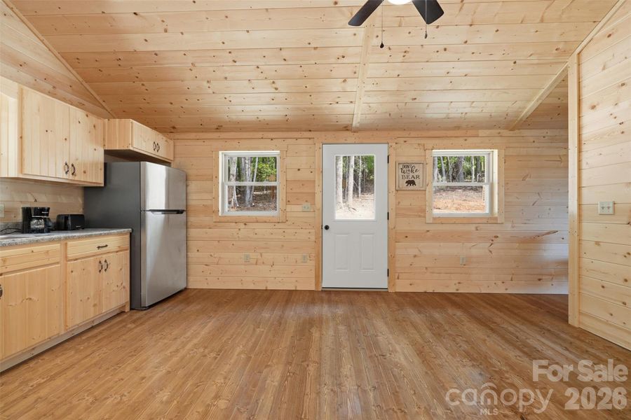 Image 36 of a home in .