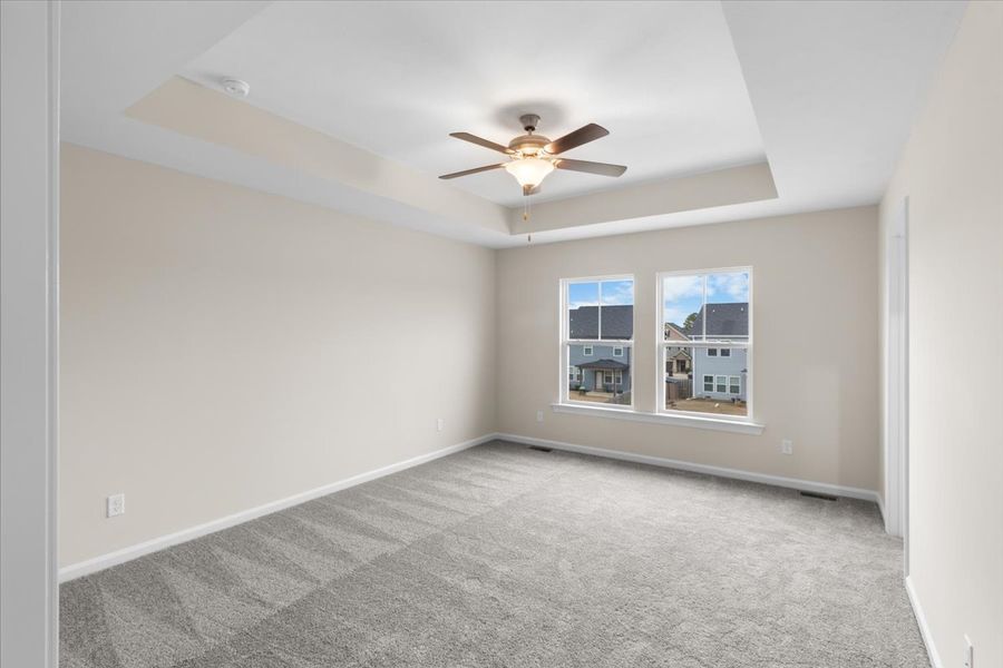 Spacious, unfurnished interior of a new home in Windsor, North Augusta (Image 16).