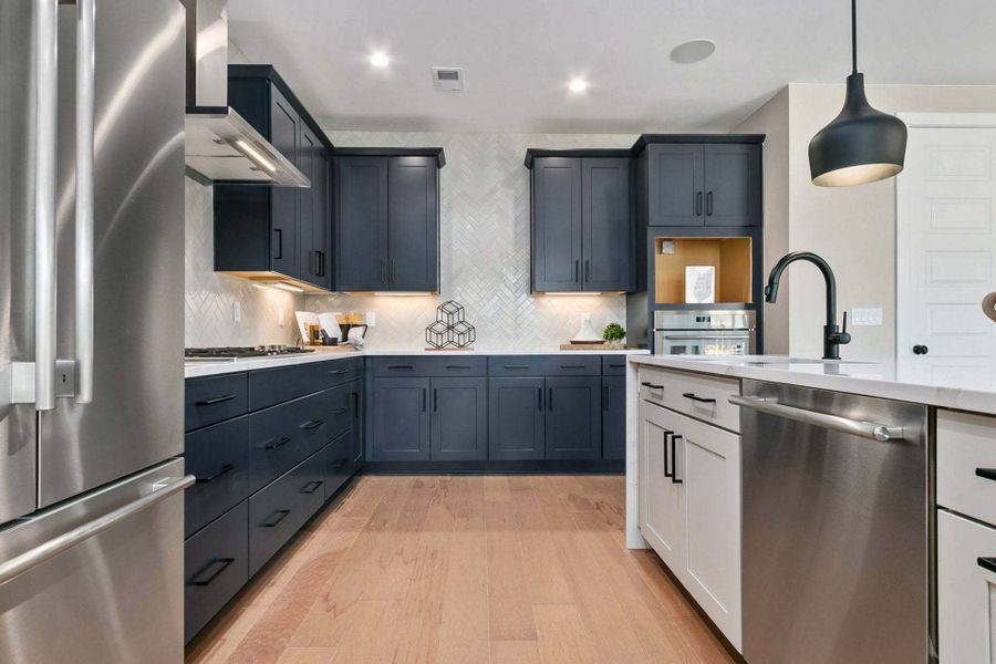 The Huntington Model The Huntington Model