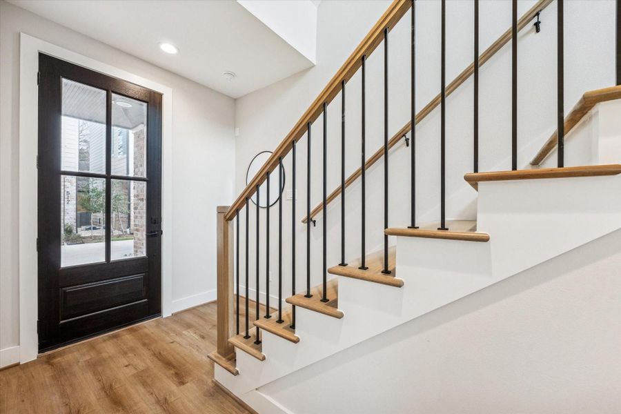 Additional view of the entry.