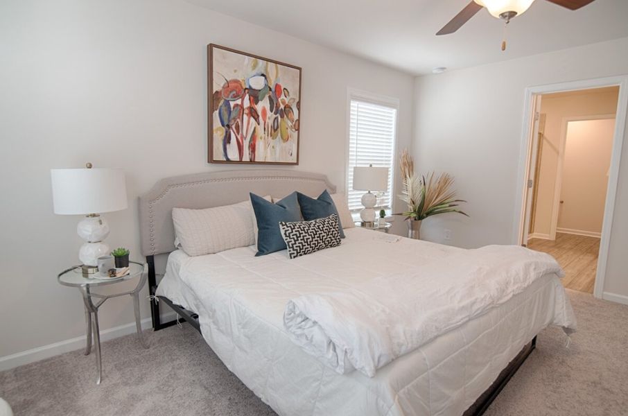 Representative furnished interior of a home built from the Cliffside by Hurricane Builders in Percival Village, Columbia (Image 15).