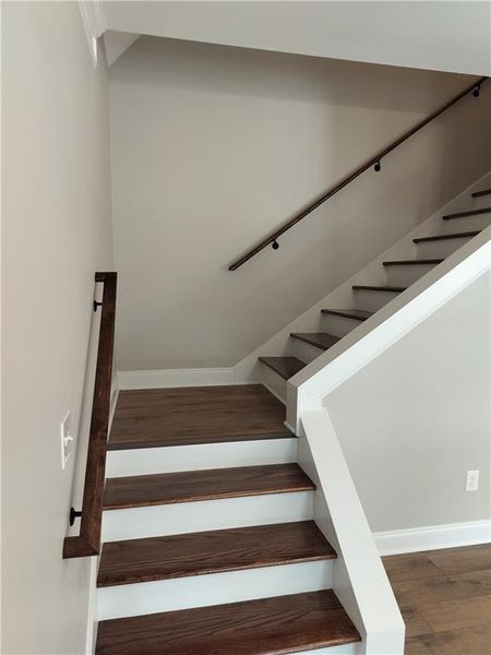 Spacious, unfurnished interior of a new home in , Franklin Springs (Image 9).