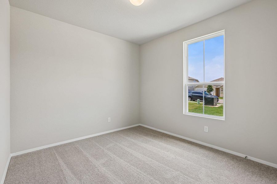 Spacious, unfurnished interior of a new home in Cloverleaf, Austin (Image 28). Spacious, unfurnished interior of a new home in Cloverleaf, Austin (Image 28).