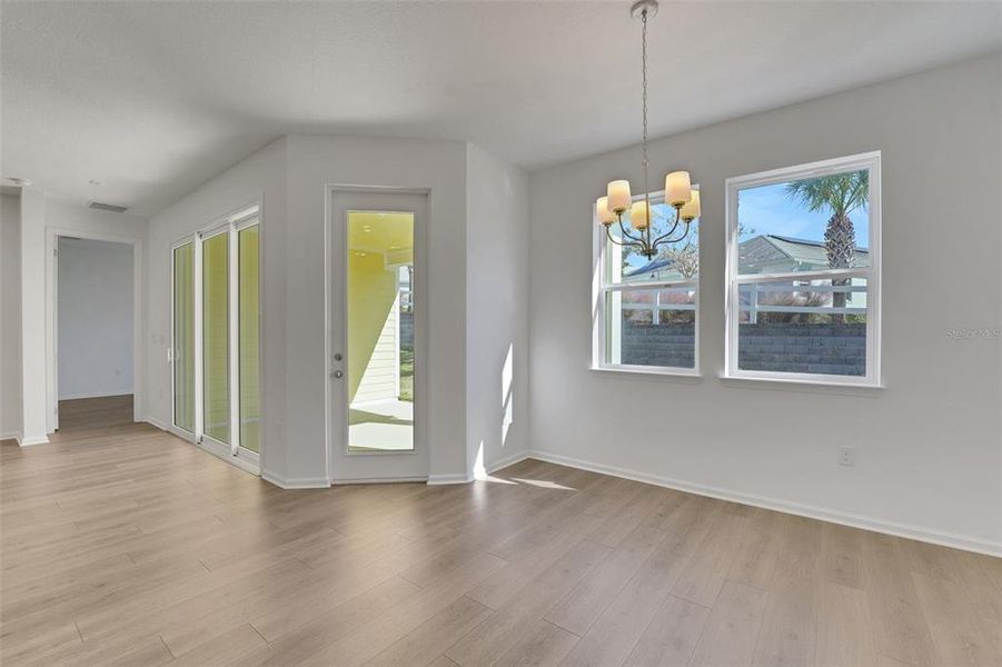 Spacious, unfurnished interior of a new home in Green Key Village, Lady Lake (Image 33).