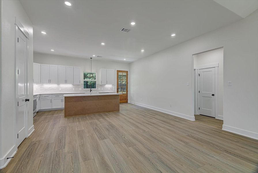 Image 36 of a home in . Image 36 of a home in .