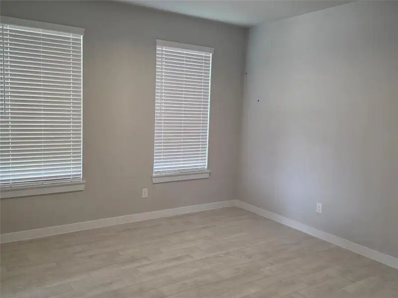 Spacious, unfurnished interior of a new home in Barton Creek Ranch, Conroe (Image 4). Spacious, unfurnished interior of a new home in Barton Creek Ranch, Conroe (Image 4).