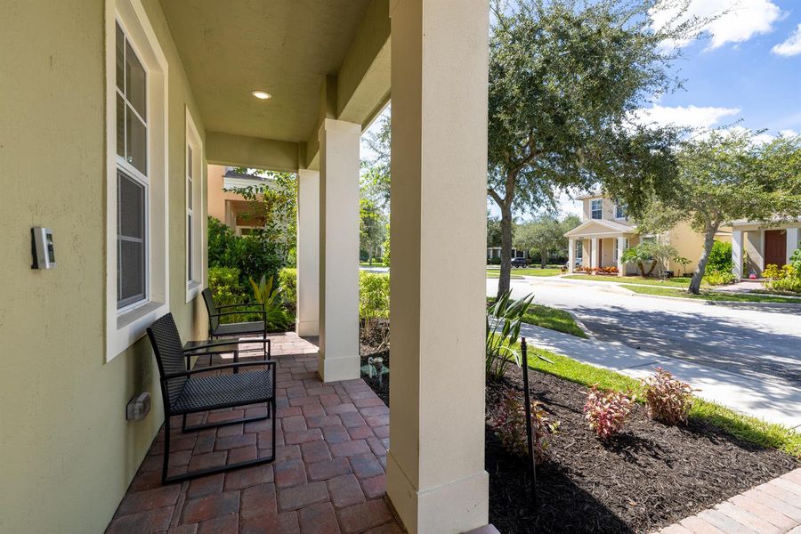 2318 SE Tavares Dr 2318 SE Tavares Dr