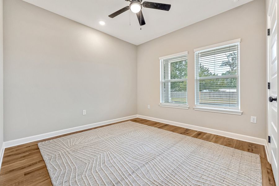 Spacious, unfurnished interior of a new home in Barton's Bend, Crestview (Image 49). Spacious, unfurnished interior of a new home in Barton's Bend, Crestview (Image 49).