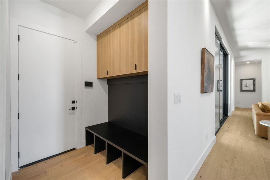 Furnished interior view inside a new home in , Farmers Branch (Image 33). Furnished interior view inside a new home in , Farmers Branch (Image 33).