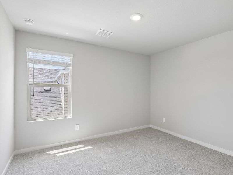 Spacious, unfurnished interior of a new home in Windmore, Princeton (Image 19).