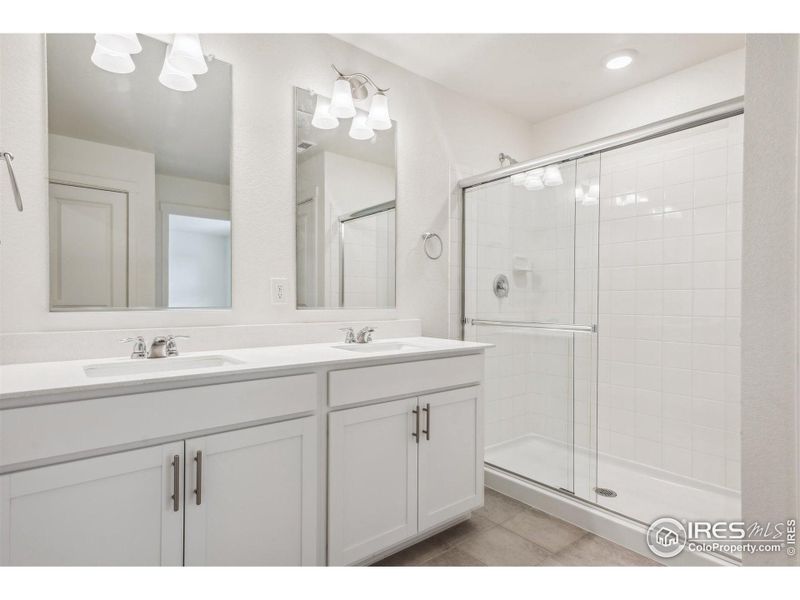Furnished interior view inside a new home in Northridge Estates, Greeley (Image 14).
