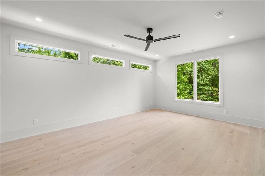 Spacious, unfurnished interior of a new home in , Alpharetta (Image 37). Spacious, unfurnished interior of a new home in , Alpharetta (Image 37).